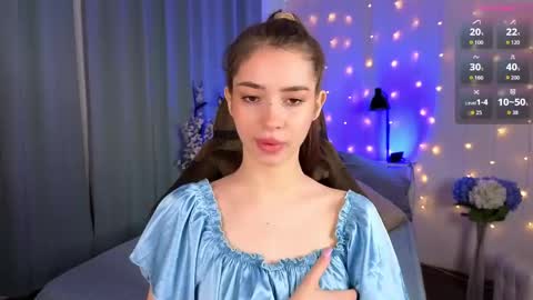 Hi  Im Monica  online show from 1, 6, 2026