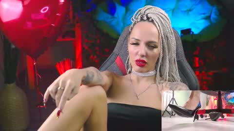 Monika online show from 16, 2, 2025