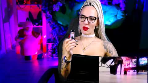 Monika online show from 15, 11, 2025