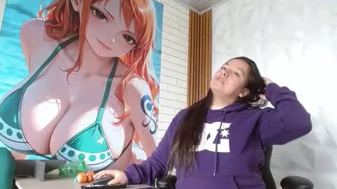 Snapshot of monickhotpri chatting on 5, 6, 2026 monickhotpri online show from 5, 6, 2026
