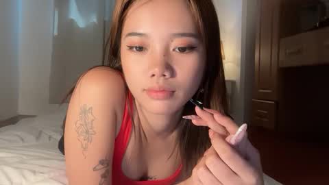 Snapshot of monikaisay chatting on 19, 1, 2026 isay online show from 19, 1, 2026