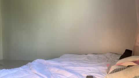 Snapshot of monikaisay chatting on 8, 2, 2026 isay online show from 8, 2, 2026