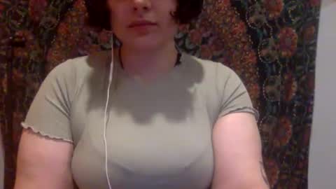 moniqueisalovergirl online show from 19, 5, 2026
