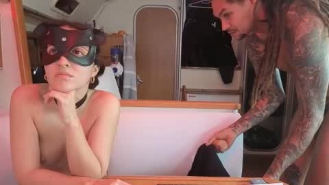 Monk and Mia online show from 18, 12, 2025