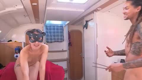 Monk and Mia online show from 16, 4, 2026