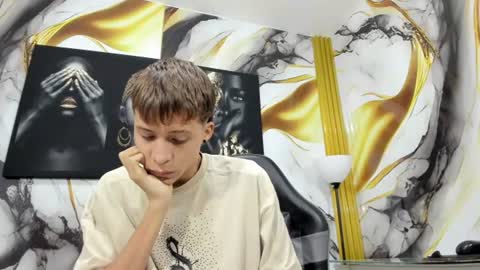Snapshot of mono_blonde chatting on 11, 6, 2026 mono_blonde online show from 11, 6, 2026