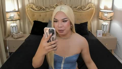 Snapshot of monstercock_olivia chatting on 16, 5, 2026 OliviaRoxy online show from 16, 5, 2026