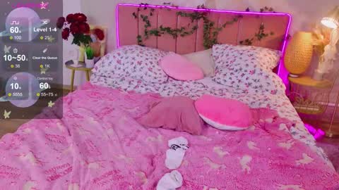 Snapshot of moon__bunny chatting on 3, 10, 2025 Moon Bunny online show from 3, 10, 2025