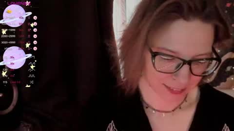 Snapshot of moon__girl chatting on 12, 6, 2026 Roxy online show from 12, 6, 2026
