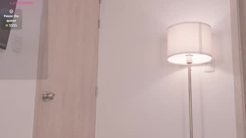 Snapshot of moon_angels chatting on 21, 12, 2025 Angels online show from 21, 12, 2025