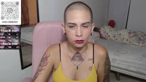 Snapshot of moon_cat85 chatting on 4, 3, 2025 Luna online show from 4, 3, 2025