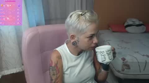 Snapshot of moon_cat85 chatting on 13, 6, 2026 Luna online show from 13, 6, 2026