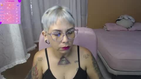 Snapshot of moon_cat85 chatting on 18, 6, 2026 Luna online show from 18, 6, 2026