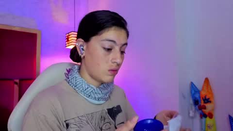 Snapshot of moon_winy chatting on 29, 5, 2026 Winy online show from 29, 5, 2026