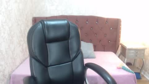 Charlotte online show from 2, 2, 2025