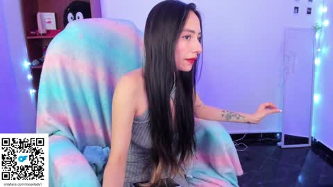 MOON  online show from 19, 1, 2025