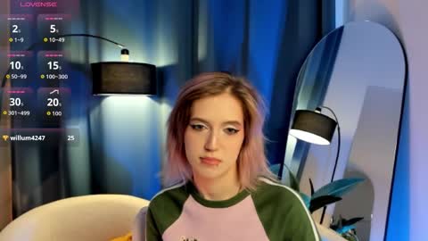 Asuna online show from 13, 9, 2025