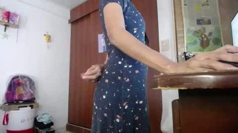 Snapshot of moonlunita chatting on 4, 6, 2026 moonlunita online show from 4, 6, 2026