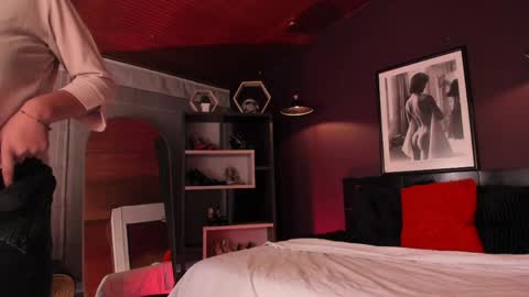 Michelle online show from 15, 4, 2026