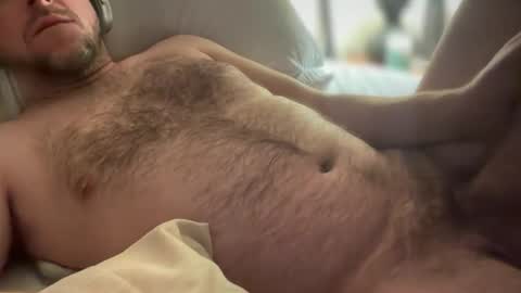 Snapshot of moony__ chatting on 24, 11, 2025 Moon online show from 24, 11, 2025