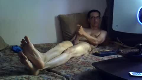 Snapshot of moovurey16 chatting on 8, 6, 2026 Alex online show from 8, 6, 2026