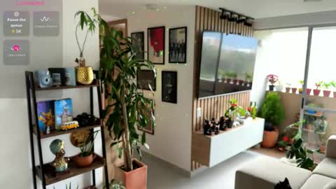 Snapshot of morgan_hiller chatting on 15, 3, 2026 online show from 15, 3, 2026