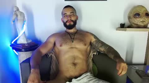 Snapshot of morgann_jones chatting on 7, 7, 2026 morgan online show from 7, 7, 2026