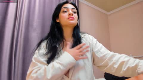 Snapshot of moroccan_diamond_ chatting on 5, 12, 2024 Medina online show from 5, 12, 2024