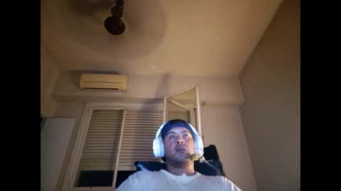 Snapshot of morocho777 chatting on 24, 2, 2025 Bruno online show from 24, 2, 2025