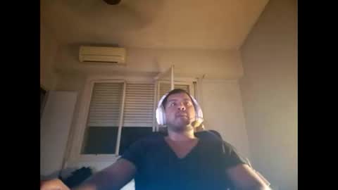 Snapshot of morocho777 chatting on 28, 2, 2025 Bruno online show from 28, 2, 2025