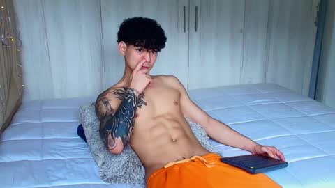 Snapshot of morthy_downey chatting on 14, 12, 2024 Morthy online show from 14, 12, 2024