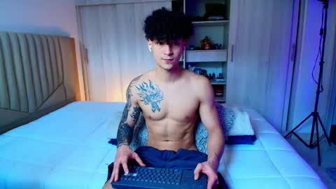 Snapshot of morthy_downey chatting on 5, 2, 2025 Morthy online show from 5, 2, 2025