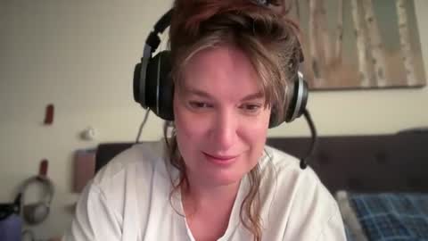 Mossy Mommy online show from 12, 7, 2026