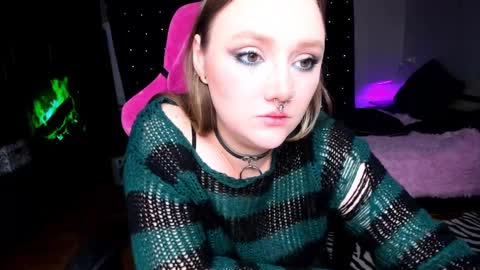 Snapshot of motorkate chatting on 7, 12, 2024 motorkate online show from 7, 12, 2024