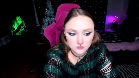 Snapshot of motorkate chatting on 15, 12, 2024 motorkate online show from 15, 12, 2024