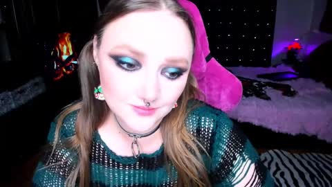 Snapshot of motorkate chatting on 20, 12, 2024 motorkate online show from 20, 12, 2024