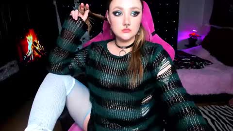 Snapshot of motorkate chatting on 21, 12, 2024 motorkate online show from 21, 12, 2024