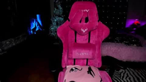 Snapshot of motorkate chatting on 28, 12, 2024 motorkate online show from 28, 12, 2024