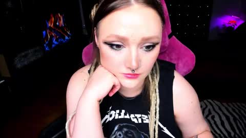 Snapshot of motorkate chatting on 30, 1, 2025 motorkate online show from 30, 1, 2025