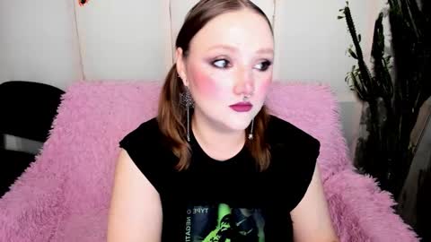 Snapshot of motorkate chatting on 21, 9, 2025 motorkate online show from 21, 9, 2025