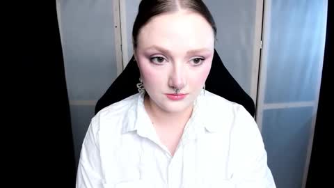 Snapshot of motorkate chatting on 10, 11, 2025 motorkate online show from 10, 11, 2025