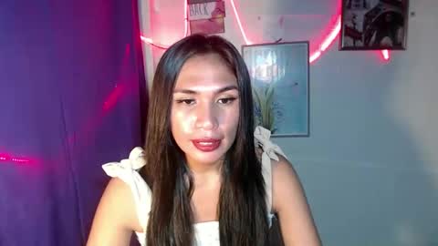 mouiline_rouge69 online show from 20, 2, 2025