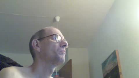 Snapshot of moviem1978 chatting on 18, 7, 2026 Frederik online show from 18, 7, 2026