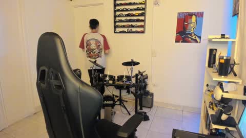 Snapshot of mr_andresr chatting on 30, 1, 2025 Andy online show from 30, 1, 2025