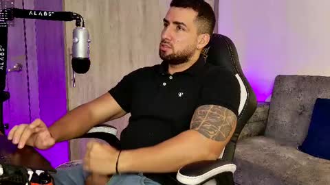 Snapshot of mr_david_cox chatting on 19, 2, 2025 David online show from 19, 2, 2025