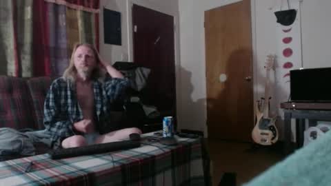 Snapshot of mr_happy12 chatting on 2, 10, 2025 mr_happy12 online show from 2, 10, 2025