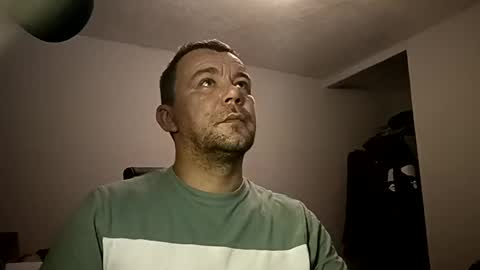 Snapshot of mr_i_ chatting on 31, 12, 2024 mr_i_ online show from 31, 12, 2024