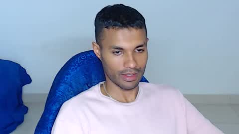 Max online show from 18, 4, 2026