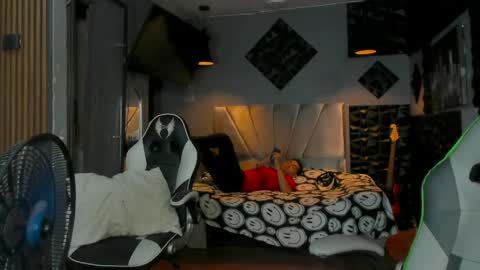 mr_mois online show from 24, 5, 2026
