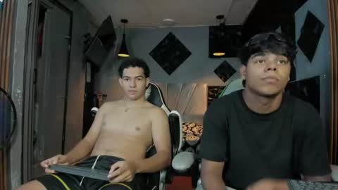 mr_mois online show from 7, 7, 2026